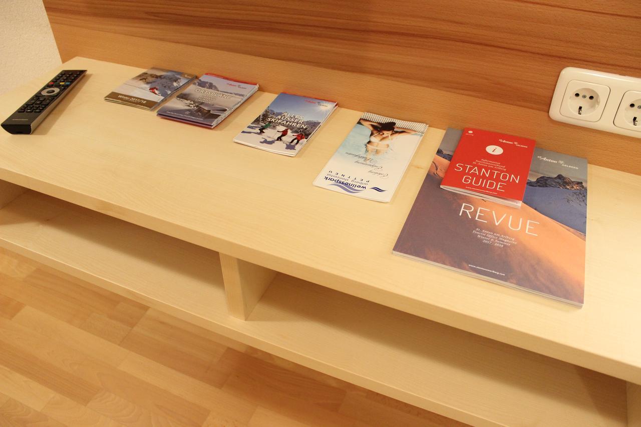 Haus Arosa Apartment Pettneu am Arlberg Luaran gambar